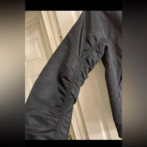 Nike Kids Black Puffer Jacket - Picture 4 of 13